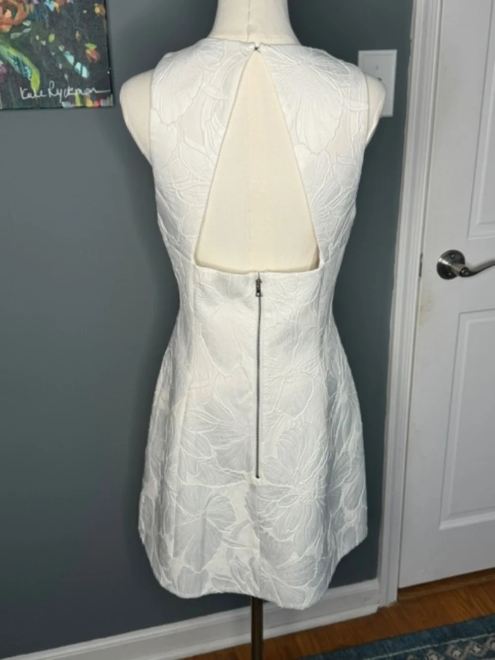 Alice + Olivia White Embroidered Fit & Flare Dress Size 10 - Picture 4 of 4